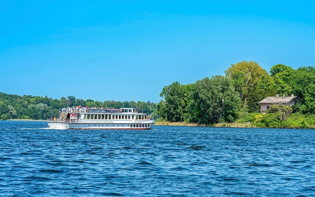 Berlin Seven Lakes Boat Tour Image 6
