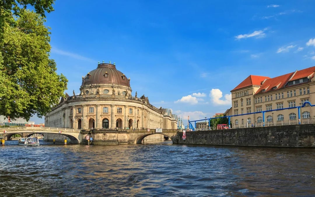 Berlin Spree River & Landwehrkanal Canal Sightseeing Cruise Image 2
