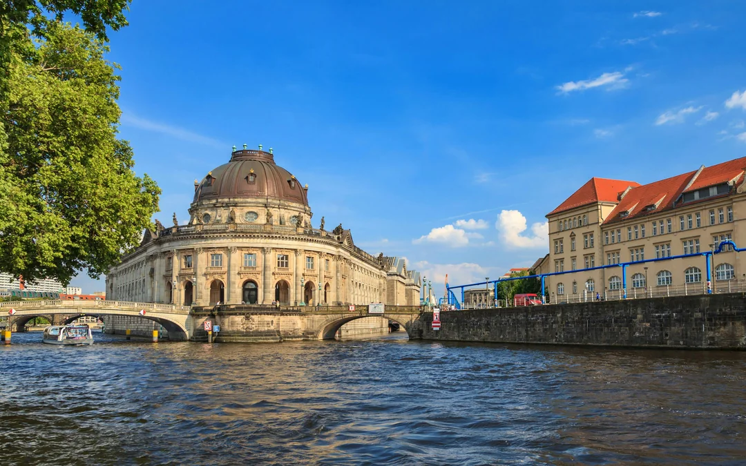 Berlin Spree River & Landwehrkanal Canal Sightseeing Cruise Image 2