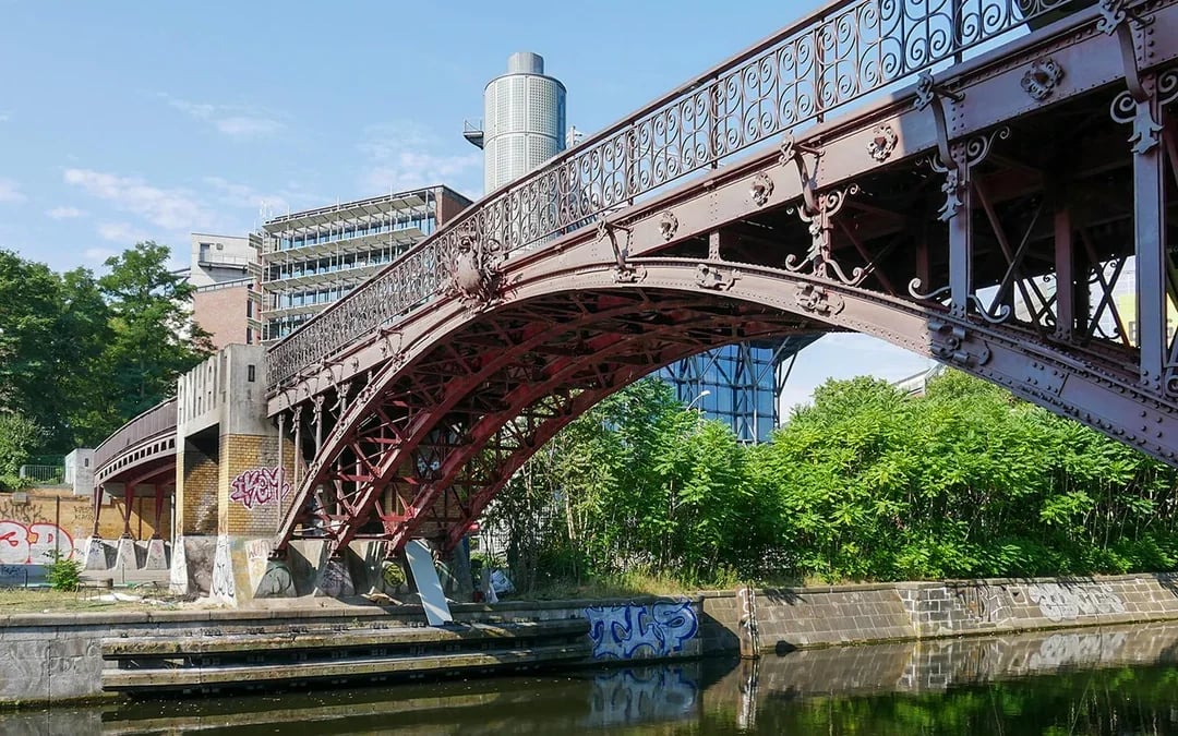 Berlin Spree River & Landwehrkanal Canal Sightseeing Cruise Image 8