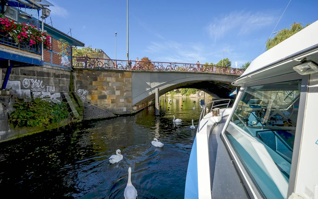 Berlin Spree River & Landwehrkanal Canal Sightseeing Cruise Image 9