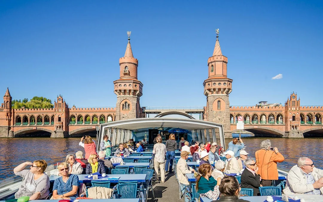 Berlin Spree River West Harbour or East-Side Sightseeing Cruise Image 2