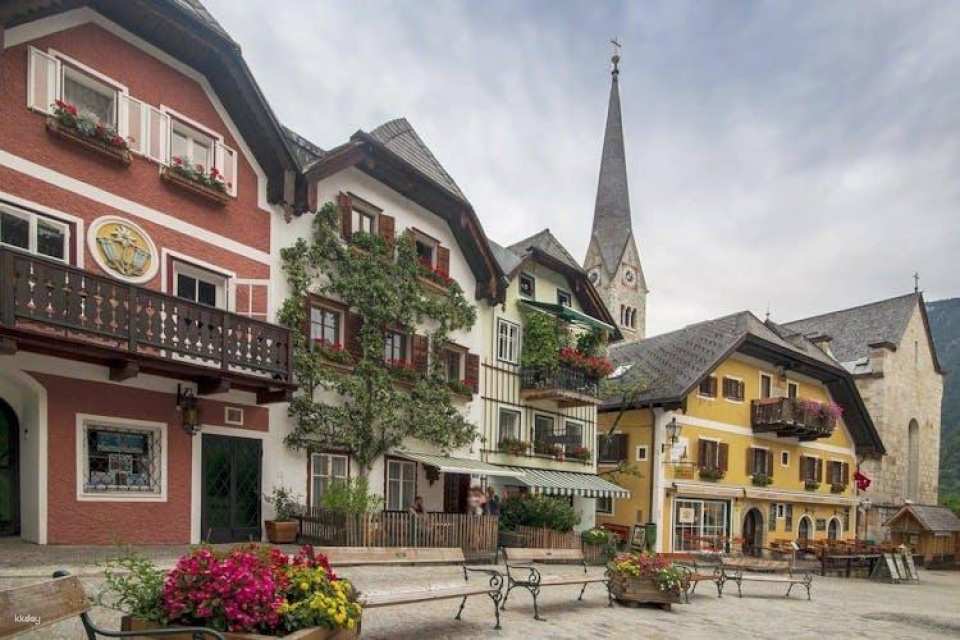 Best highlights of Hallstatt walking tour