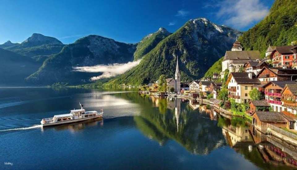 Best highlights of Hallstatt walking tour