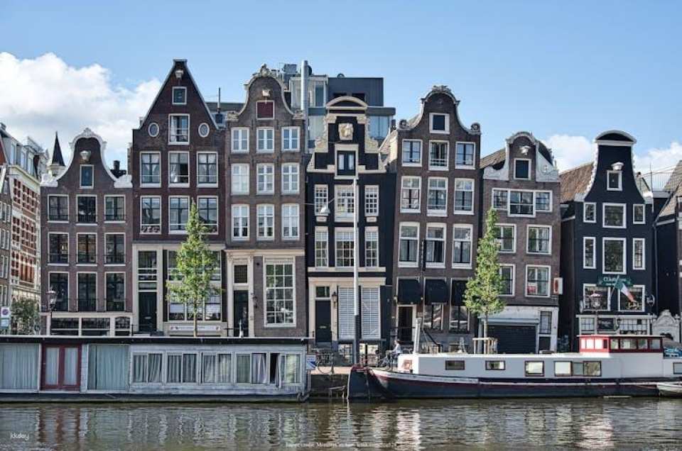 Best of Amsterdam private half-day tour with canal cruise tickets