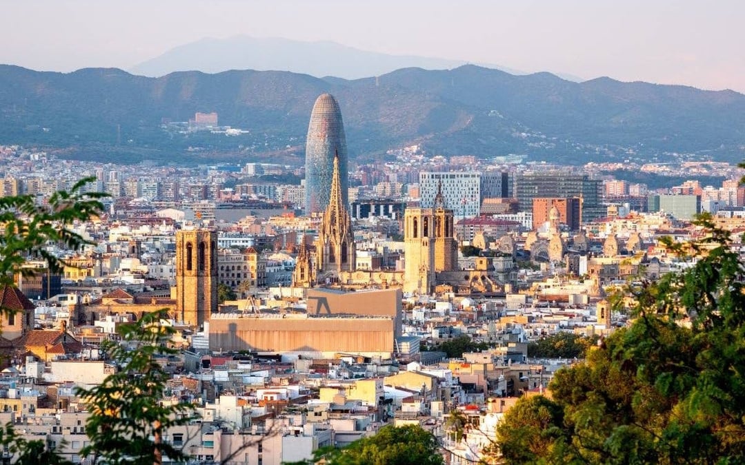 Best of Barcelona: Sagrada Familia, Park Güell, Montjuic & Gothic Quarter Guided Tour Image 8