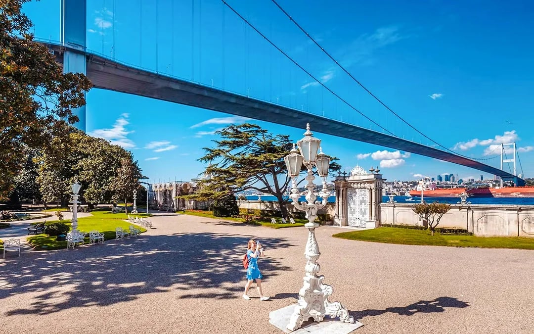 Beylerbeyi Palace Skip-the-Line Entry Ticket with Multilingual Audio Guide Image 3