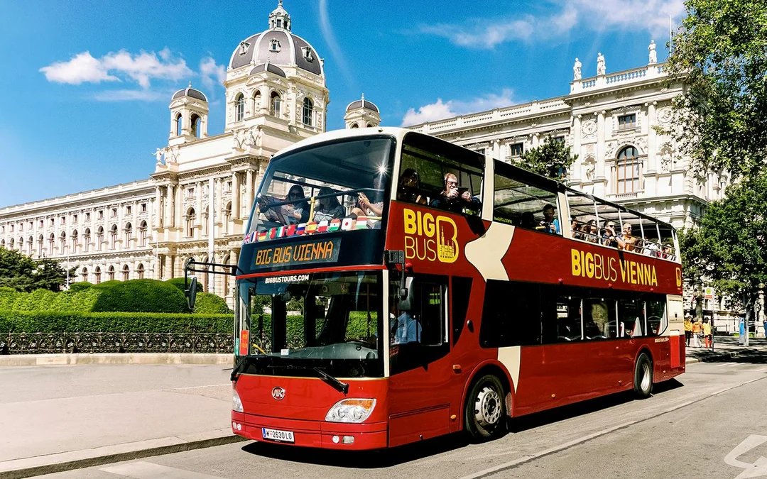Big Bus: 24/48 Hour Hop-on Hop-off Bus Tour Image 1