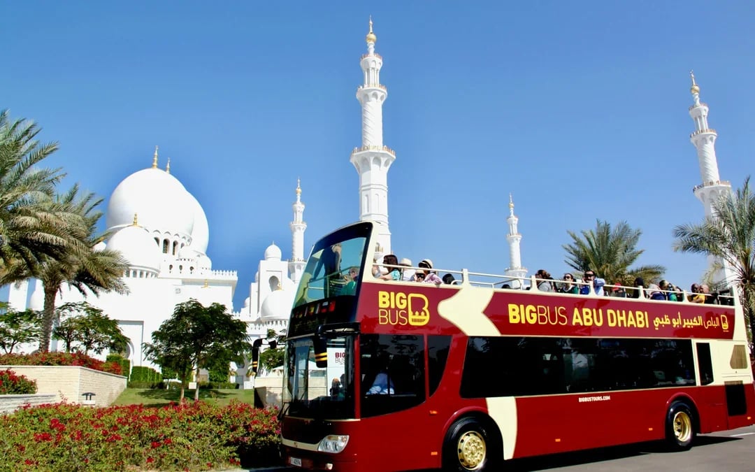 Big Bus: Abu Dhabi Hop-on Hop-off Bus Tour with Optional Louvre Museum Tickets & Presidential Palace Tour Image 4