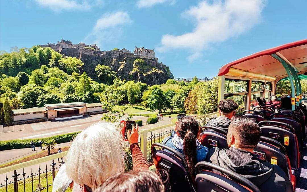 Big Bus: Edinburgh Hop-on Hop-off Bus Tour Image 5