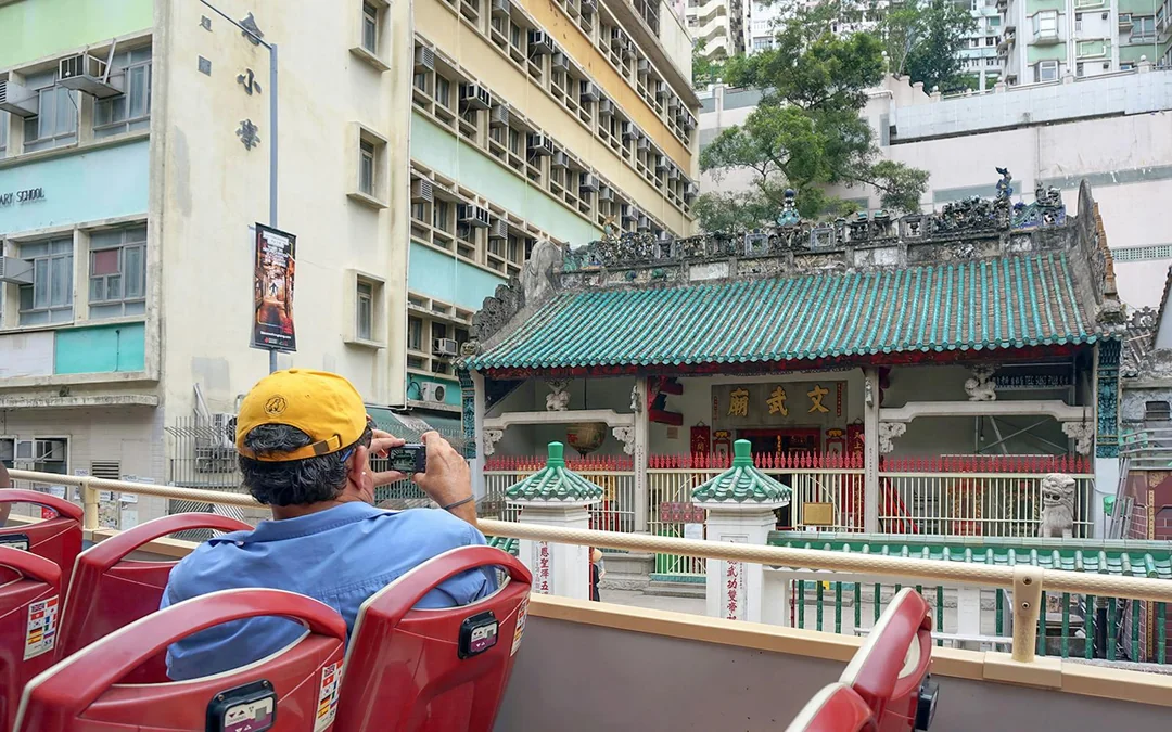 Big Bus: Hong Kong Hop-on Hop-off Bus Tour with Victoria Harbor Ferry Transfer Image 2