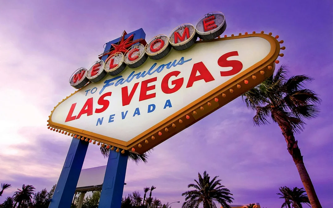 Big Bus: Las Vegas Night Bus Tour Image 3