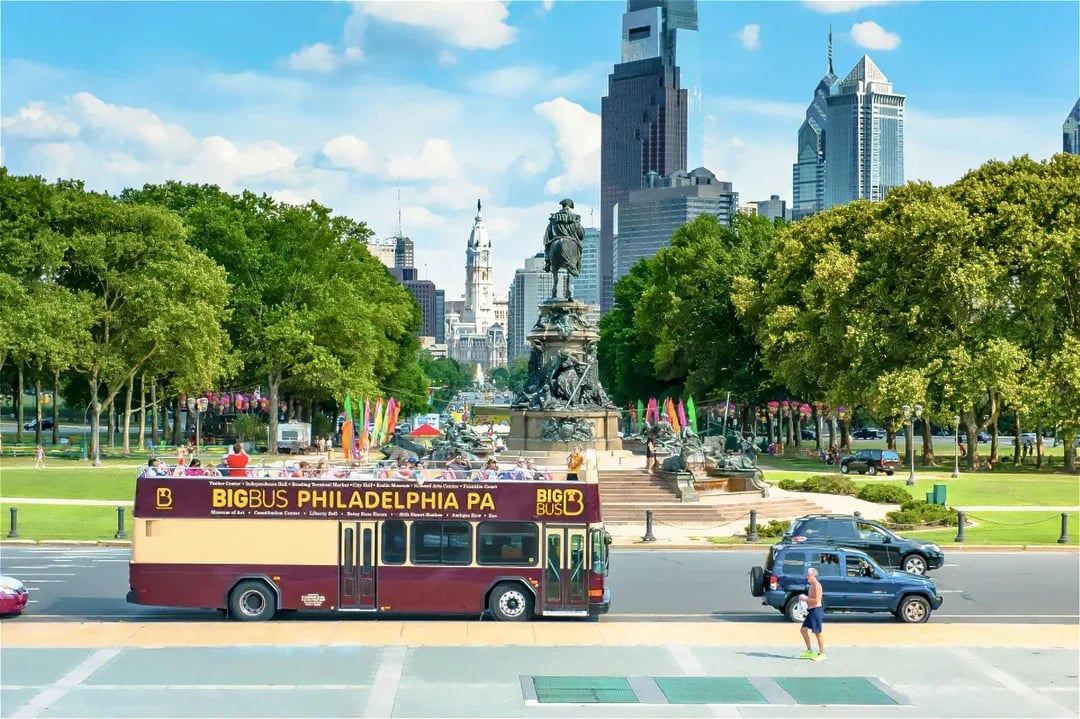 Big Bus: Philadelphia Hop-on Hop-off Bus Tour Image 1
