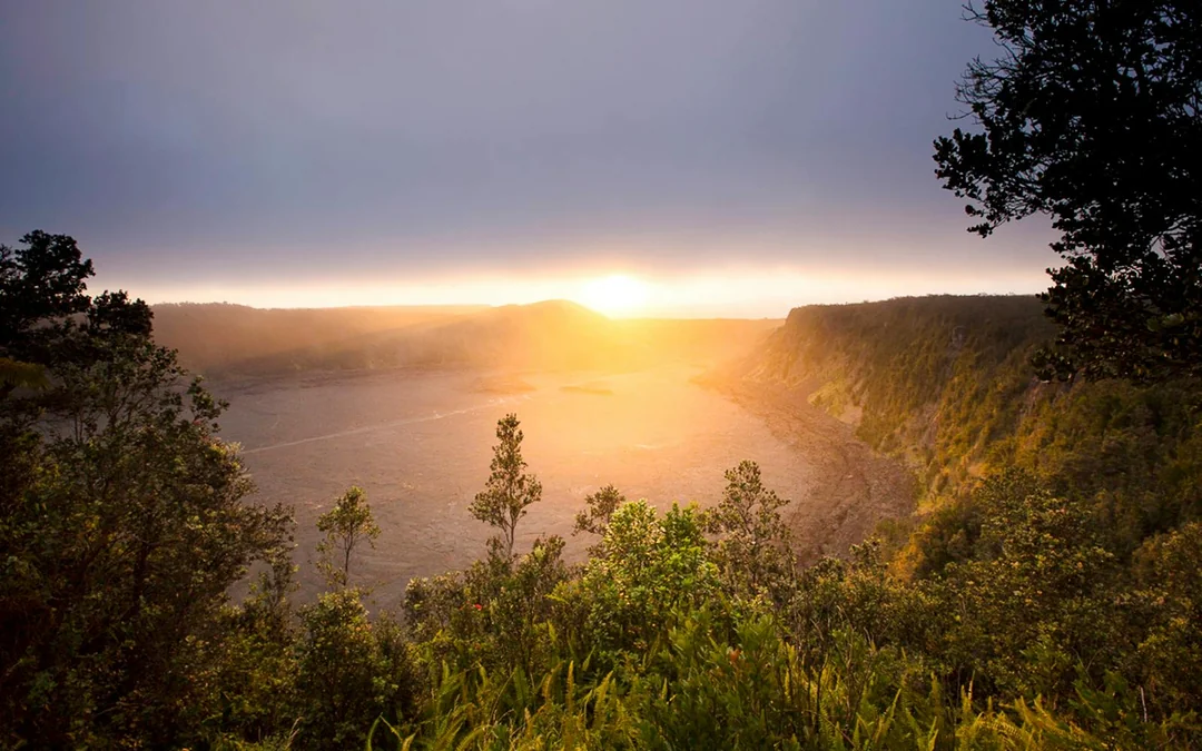 Big Island: Volcano, Chocolate & Waterfall Tour Image 9