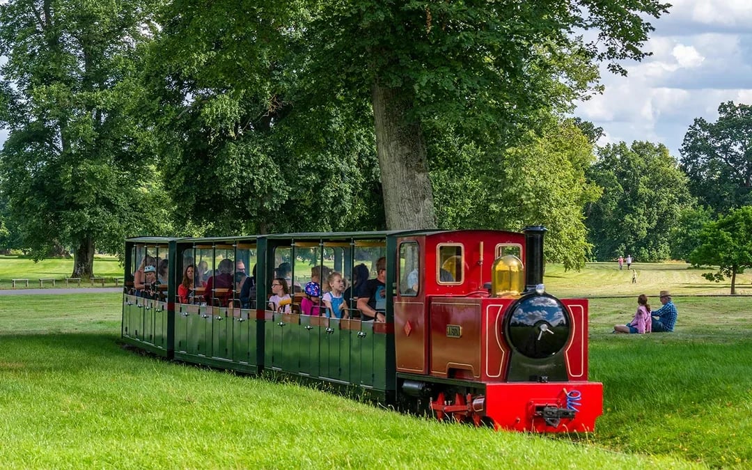 Blenheim Palace Entrance Tickets with Adventure Play Image 3