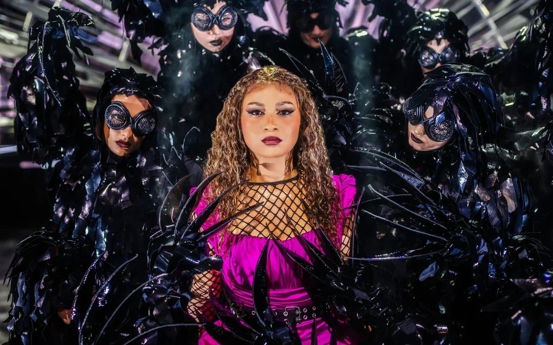 BLINDED by DELIGHT Grand Show Tickets Image 9