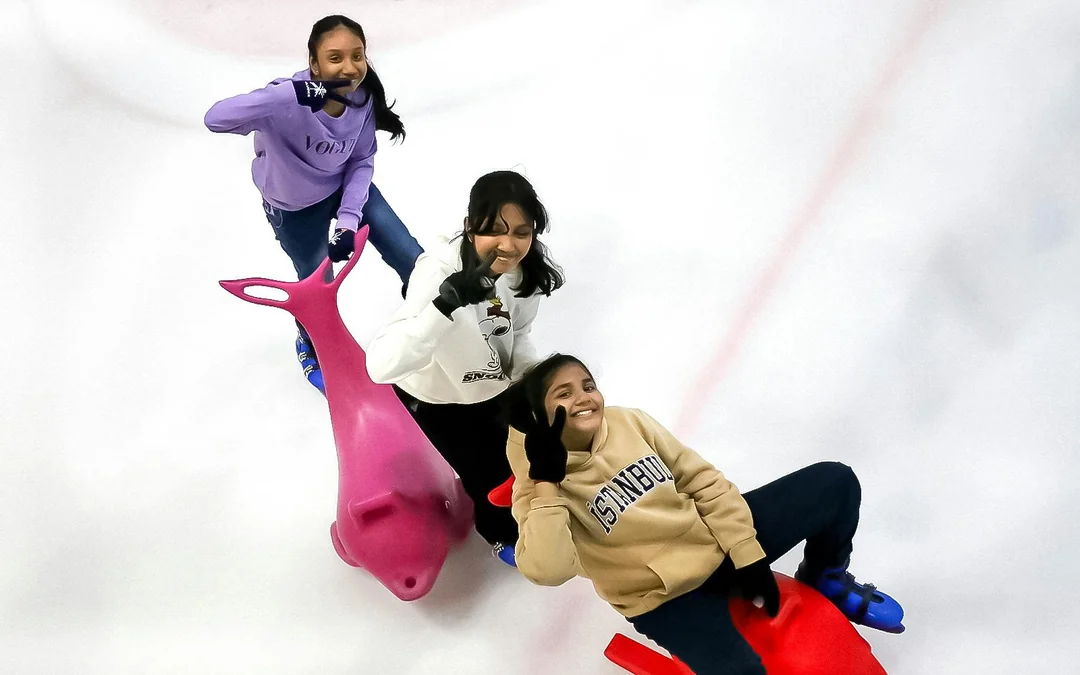 Blue Ice Snow Park Ice Skating Tickets - Pavilion Bukit Jalil Image 3