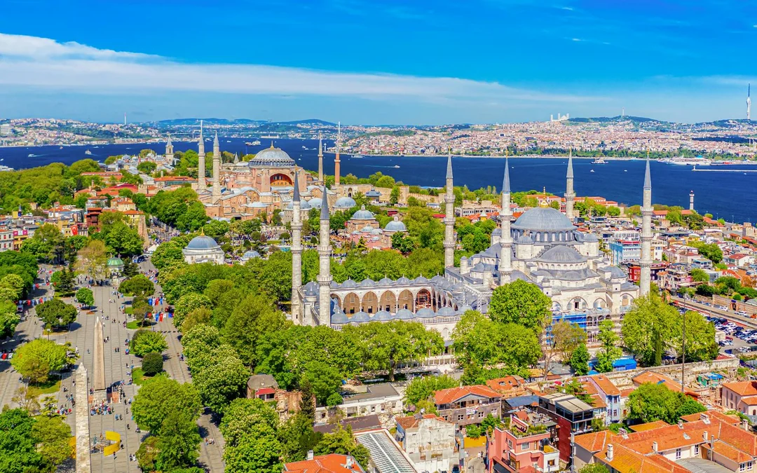 Blue Mosque Guided Tour with Bosphorus Cruise Image 10