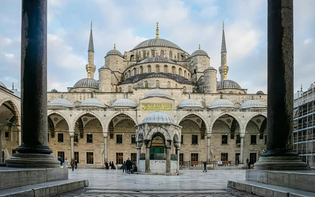 Blue Mosque Guided Tour with Options Image 8