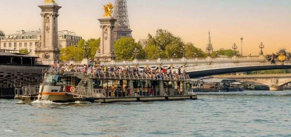 Seine River Bateaux Parisiens Cruise | France