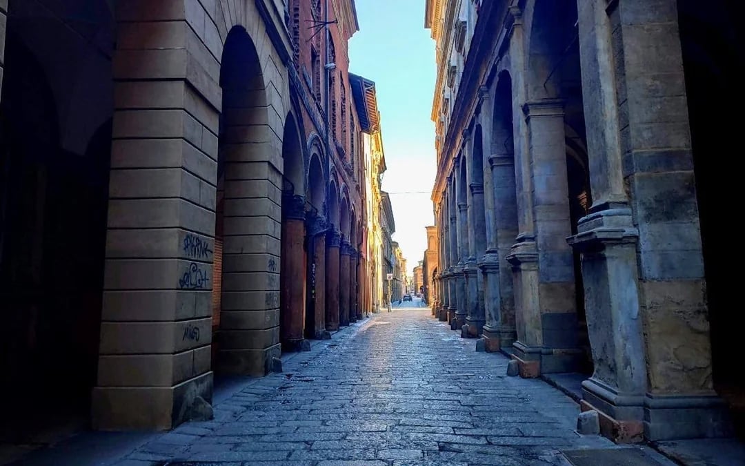Bologna Self-Guided Murder Mystery City Exploration Game Image 3