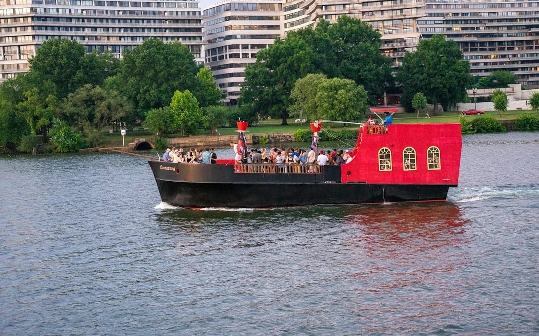 Boomerang Pirate Ship 21+ Party Cruise with Top Shelf Open Bar and DC Monuments Views Image 3