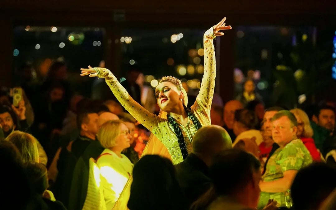 Bosphorus 4-Course Dinner Cruise with Live Show & Private Table Image 11