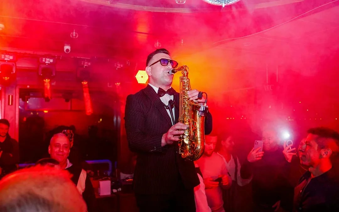 Bosphorus 4-Course Dinner Cruise with Live Show & Private Table Image 12