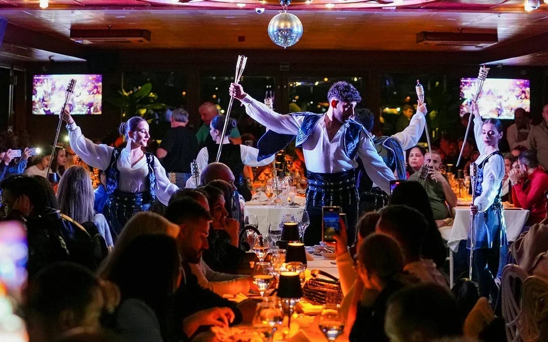 Bosphorus 4-Course Dinner Cruise with Live Show & Private Table Image 10