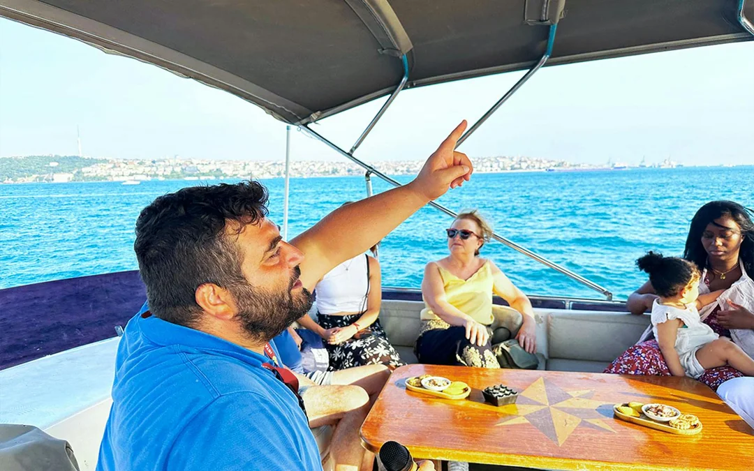 Bosphorus & Golden Horn Sunset Yacht Cruise with English-Speaking Guide Image 2