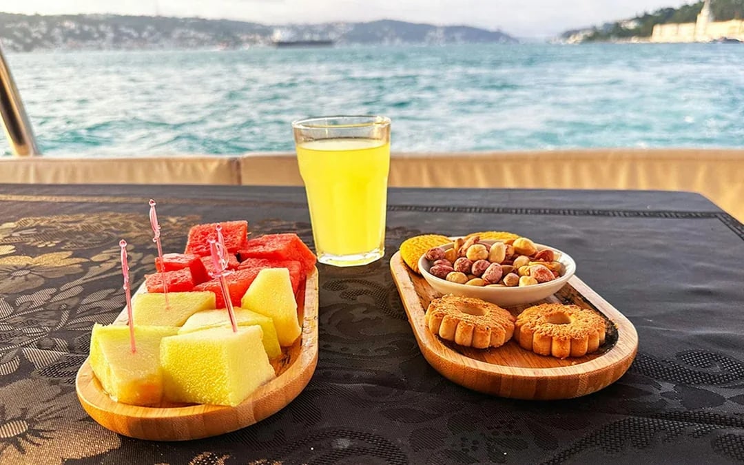 Bosphorus & Golden Horn Sunset Yacht Cruise with English-Speaking Guide Image 7