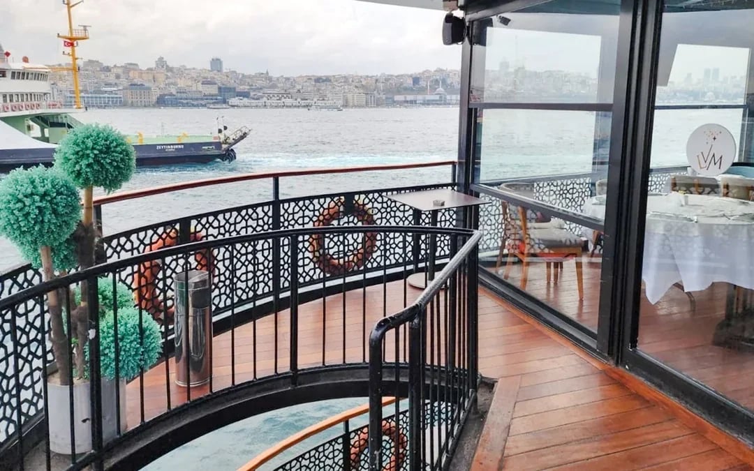Bosphorus Cruise with Breakfast at Le Vapeur Magique Image 4