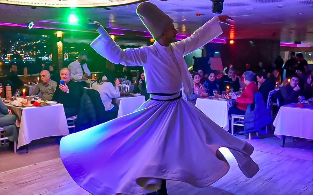Bosphorus Dinner Cruise & Entertaintment / Private Table Image 7