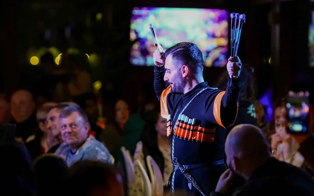 Bosphorus Dinner Cruise with Turkish Show & Live Music Image 4