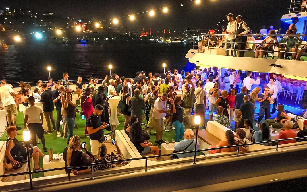 Bosphorus Dinner Cruise with Turkish Show & Private Table Image 2