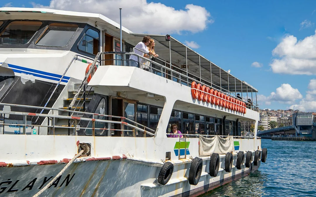 Bosphorus Sightseeing Cruise with Optional Audio Guide Image 5