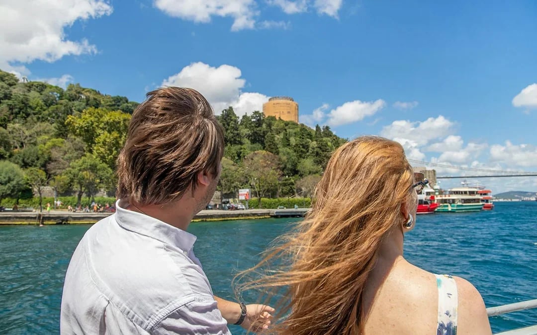Bosphorus Sightseeing Cruise with Optional Audio Guide Image 9