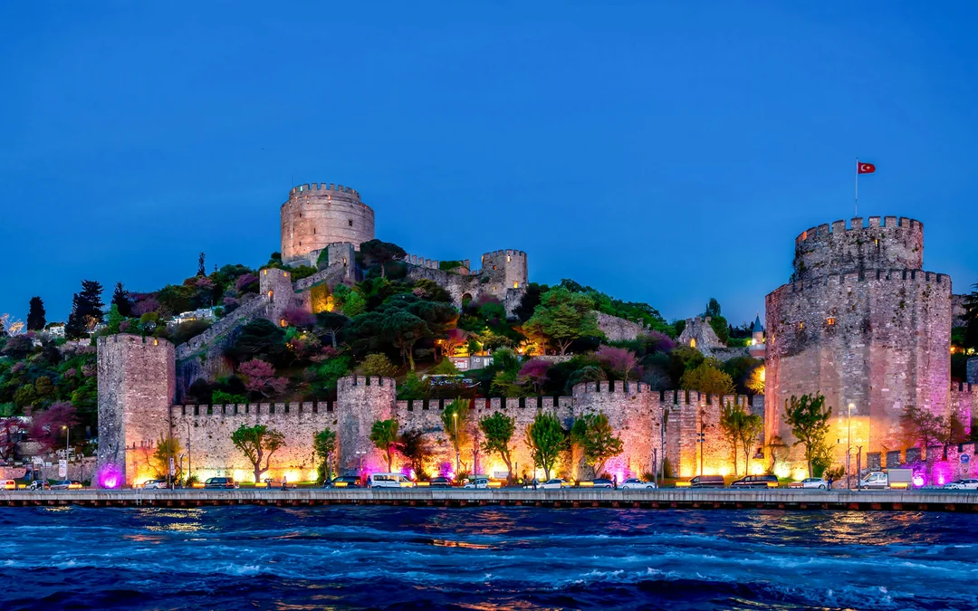 Bosphorus Sunset Cruise with Drinks & Snacks Image 5