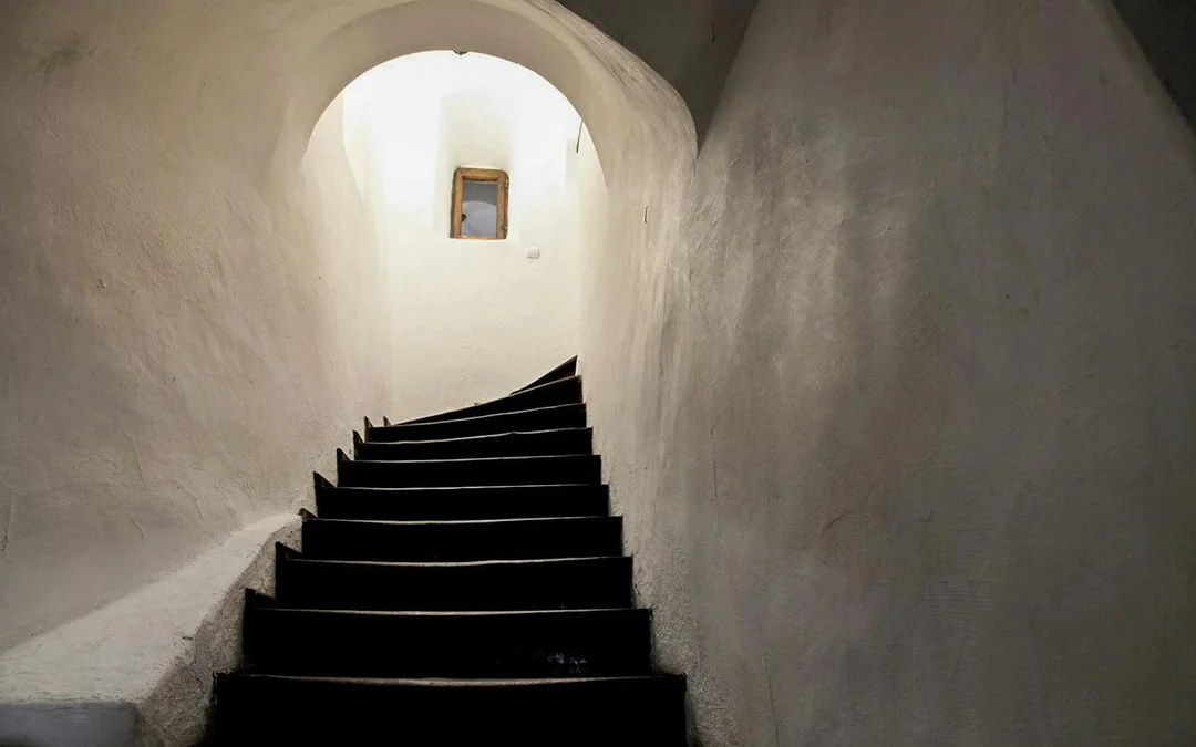 Bran Castle Entry Tickets with Multilingual Audio Guide Image 3