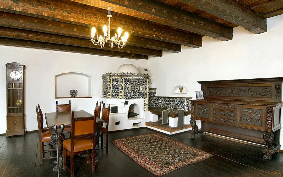 Bran Castle Entry Tickets with Multilingual Audio Guide Image 4