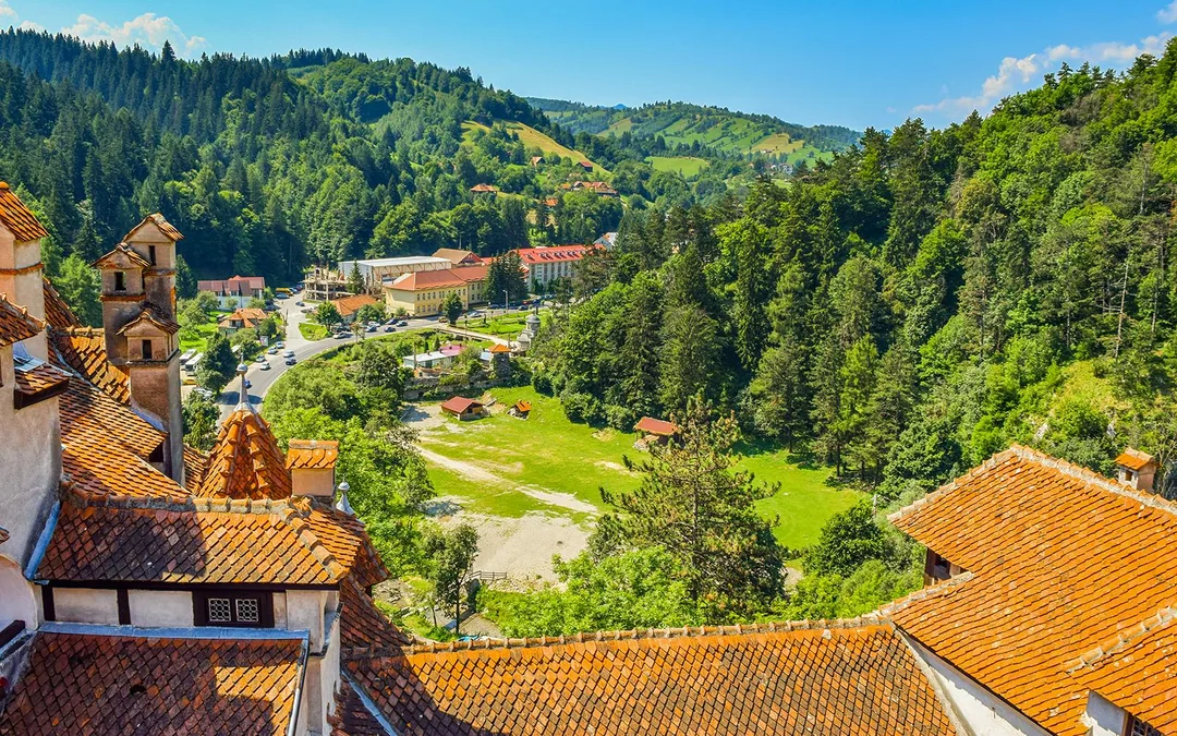 Bran Castle Entry Tickets with Multilingual Audio Guide Image 10