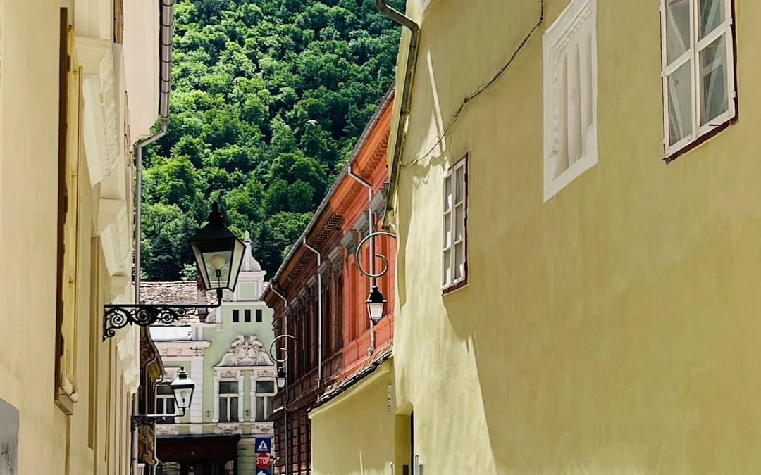 Brașov Guided Walking Tour with Local Stories Image 2