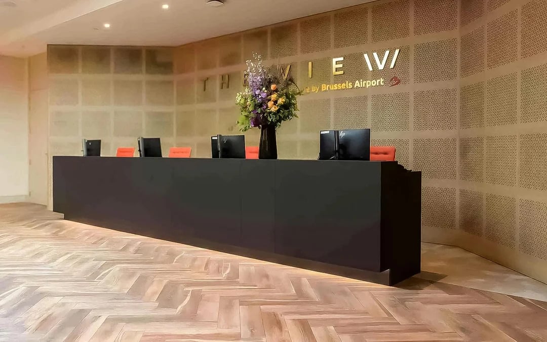 Brussels Airport: The View Lounge at the Main Terminal (Non-Schengen Zone) Image 1