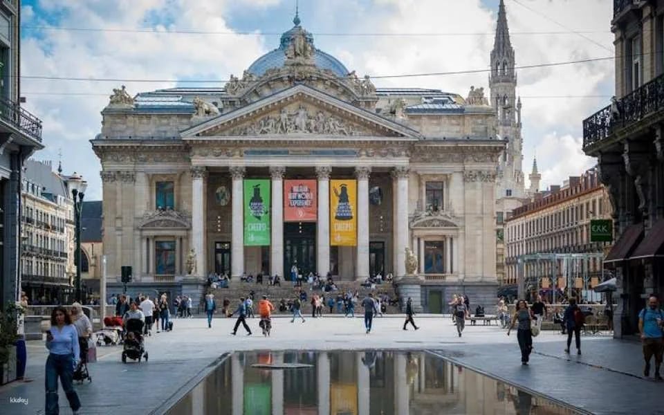Brussels pass with hop-on ho-off tour, Atomium, Choco Story and more