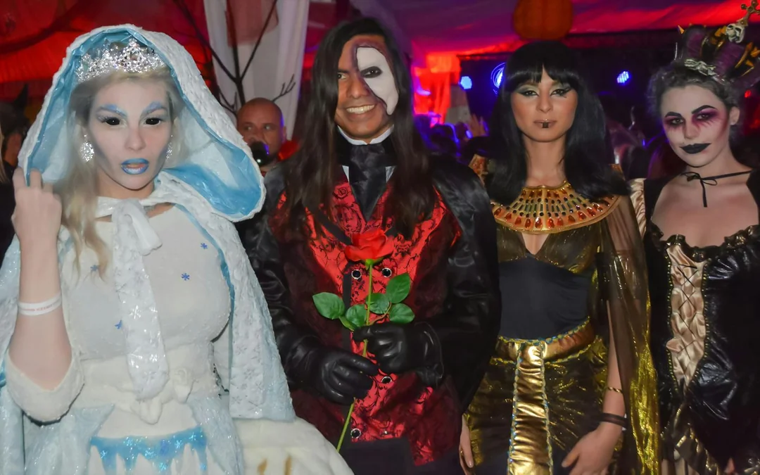 Bucharest: Halloween Party at Bran Castle Image 2