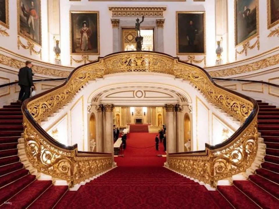 Buckingham Palace and Westminster Highlights Walking Tour