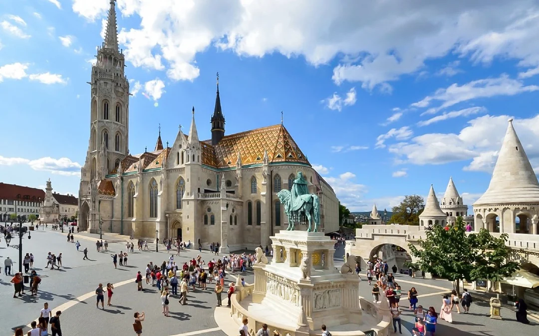 Budapest: 3-Hour Grand City Tour and Castle Walk Image 4