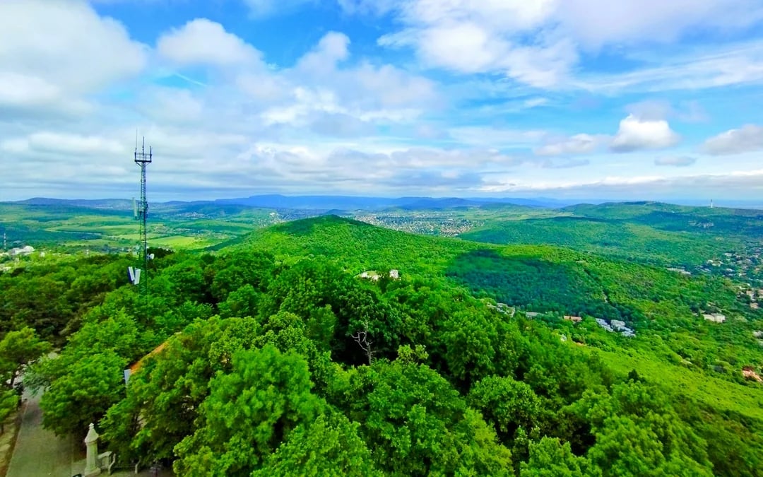 Budapest Buda Hills Guided Hiking Tour Image 7