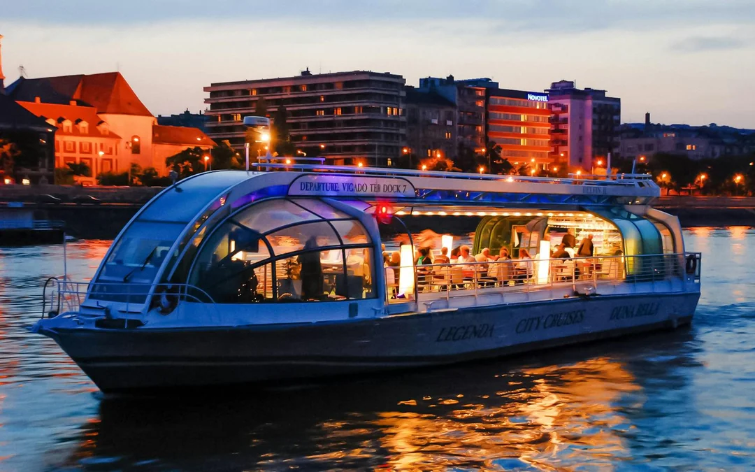 Budapest Danube River Candlelit Dinner Cruise with Live Music Image 2