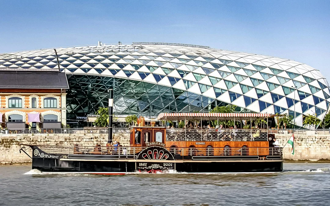 Budapest Danube River Cruise in a Historic Paddle Steamer Image 2